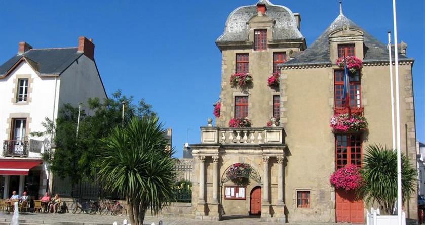 Mairie du Croisic - Hotel La Concorde La Baule