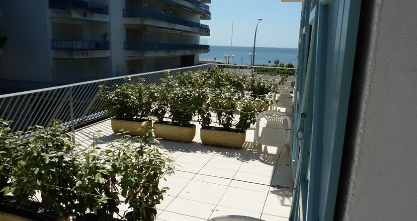 Balcon de l'hôtel le Concorde à la Baule  - Hotel La Concorde La Baule